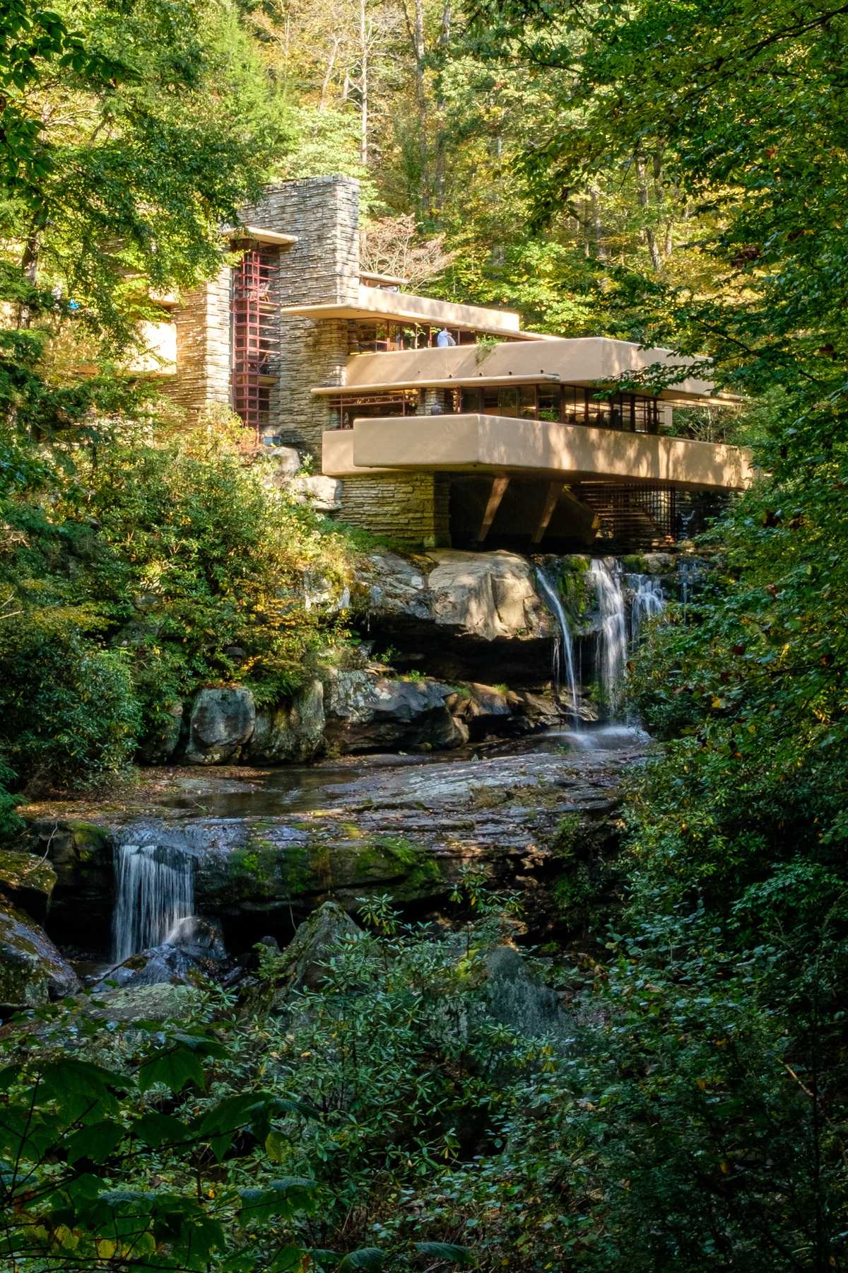 The classic waterfall shot (1/15, handheld)