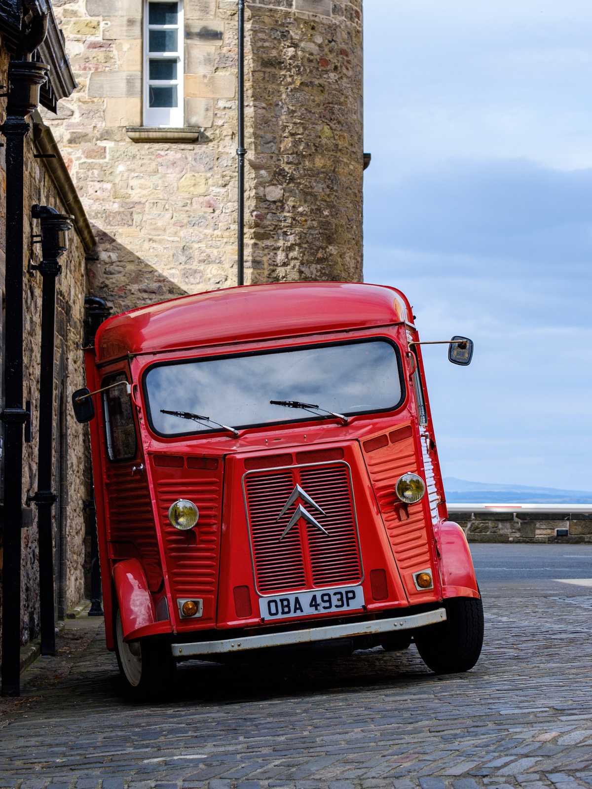 Citroën Type-H Van, Edinburgh Castle
